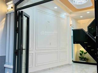 Bán nhà đường đoàn văn bơ, 40m2, gần cầu camelt, quận 4, chỉ 4. x tỷ