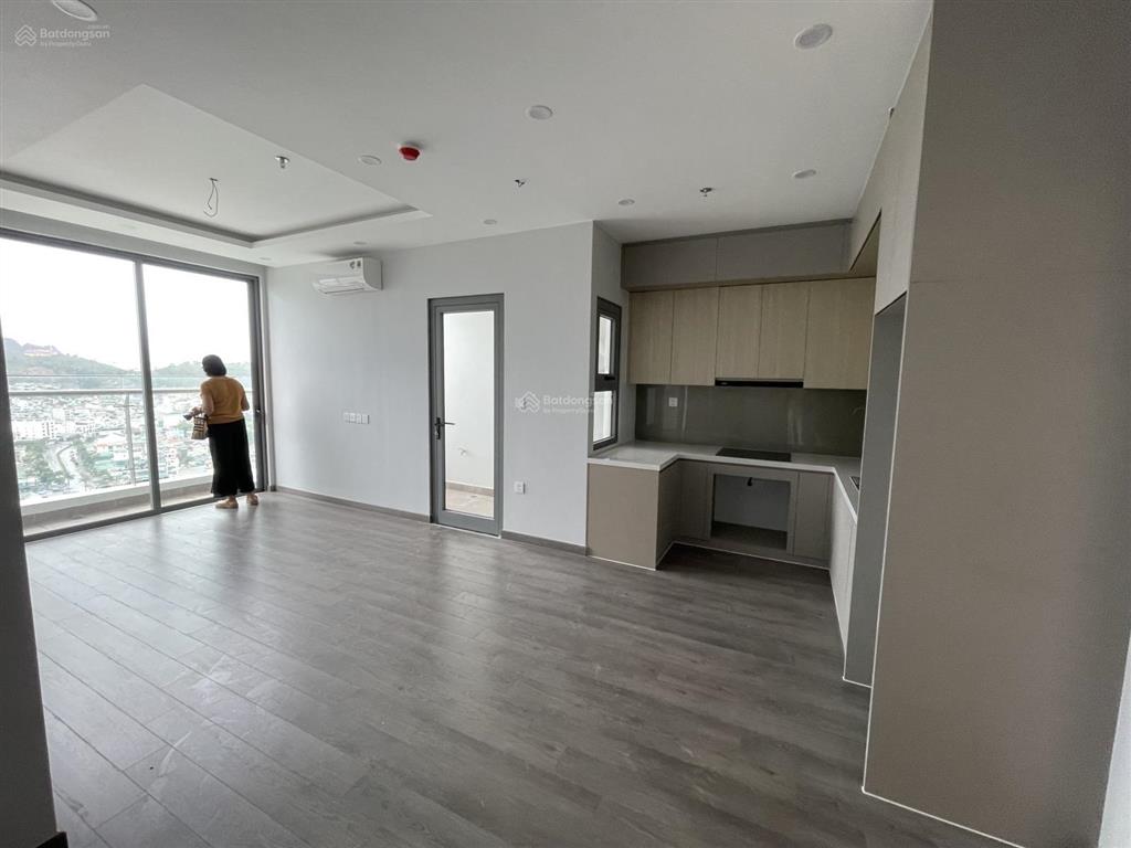 Bán gấp căn 2n2vs view vịnh  thành phố  cầu bãi cháy giá 2.2x tỷ  0978 788 ***