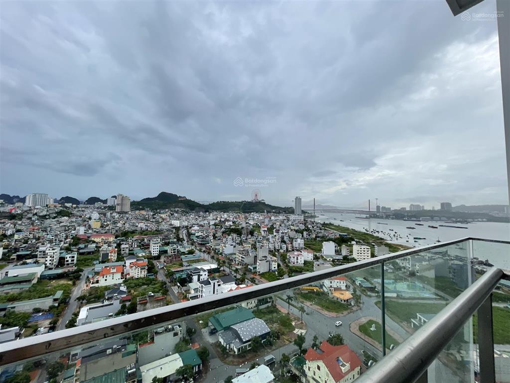 Bán gấp căn 2n2vs view vịnh  thành phố  cầu bãi cháy giá 2.2x tỷ  0978 788 ***