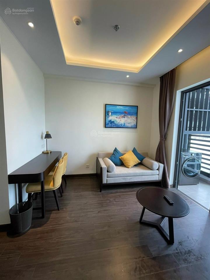 Căn hộ 2n1vs giá 3.2x tỷ view trực diện biển the sapphire 50m2  0978 788 ***