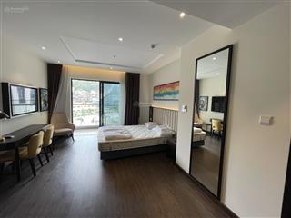 Chính chủ bán căn studio view phố không che full nội thất giá rẻ 1.5 tỷ  0978 788 ***