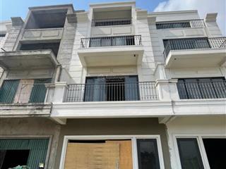 Chính chủ bán ở giai đoạn i view mặt mương rẻ nhất 75m2 giá 21tr/m2  0978 788 ***