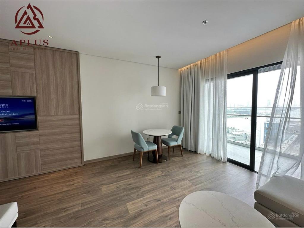 Bán gấp căn studio view trực diện toà b đã nhận nhà giá 3.6 tỷ  0978 788 ***