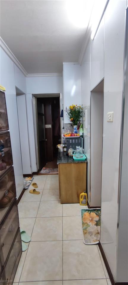 Chính chủ bán nhà tập thể phố khâm thiên. sổ đỏ pháp lý đầy đủ. không quy hoạch.