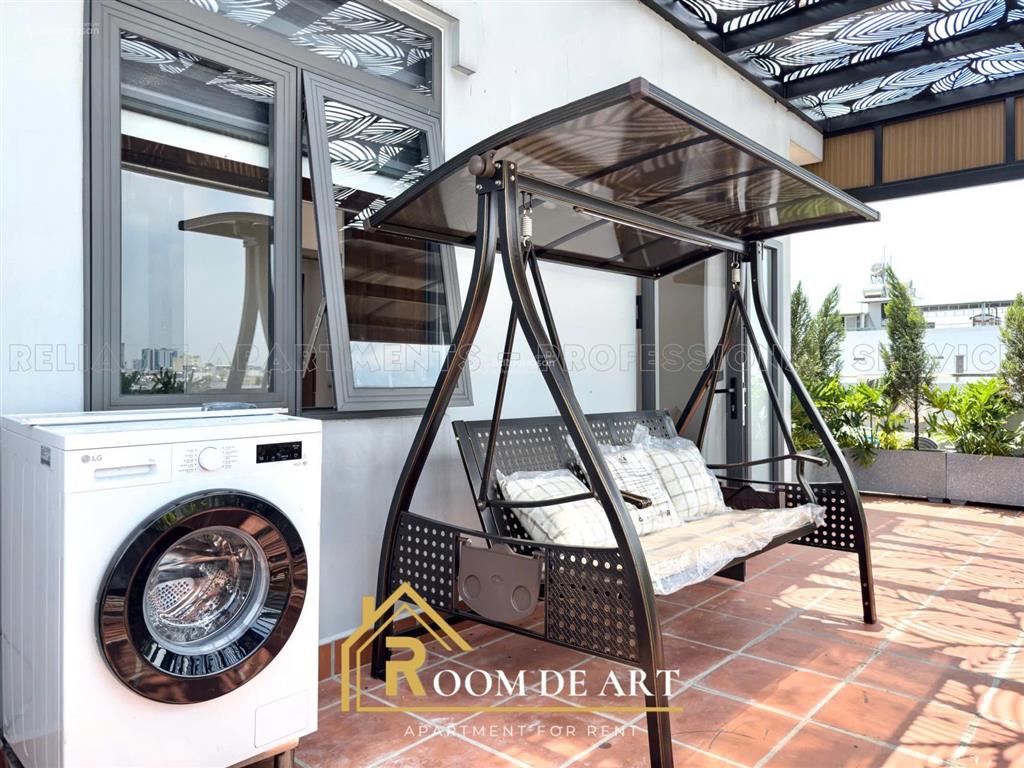 Chdv full nội thất 1pn  studio cực thoáng, ban công cửa sổ ngay bảy hiền