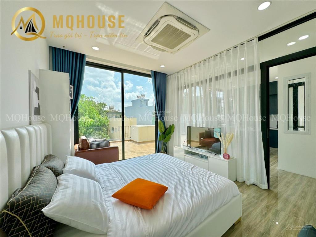 Chdv full nội thất 1pn ban công, cửa sổ cực thoáng ngay bờ kè hoàng sa