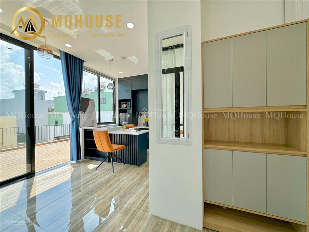 Chdv full nội thất 1pn ban công, cửa sổ cực thoáng ngay bờ kè hoàng sa