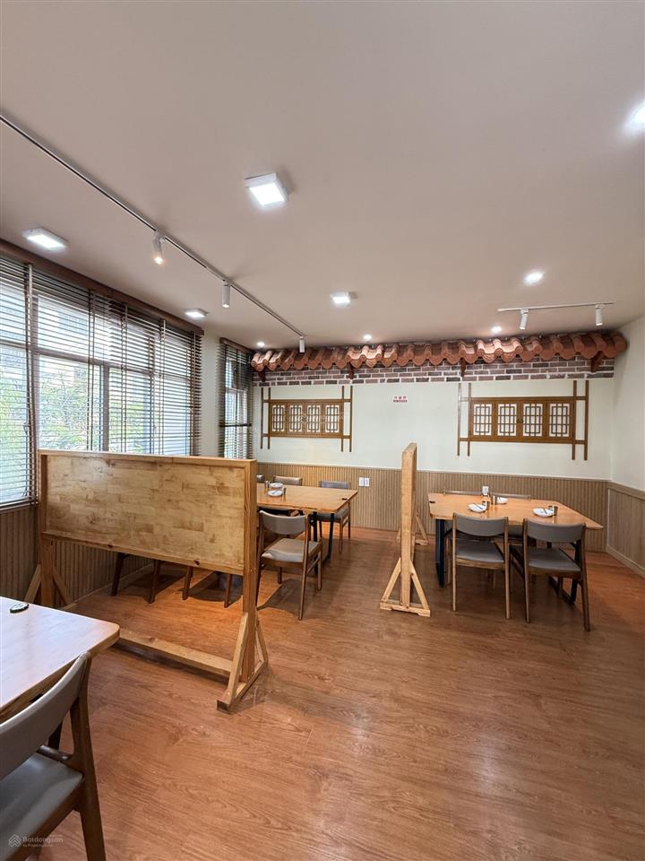 Chính chủ bán nhà góc 2mt phan khiêm ích, hưng gia, phú mỹ hưng  q7  8x18.5m  5 tầng  62 tỷ tl