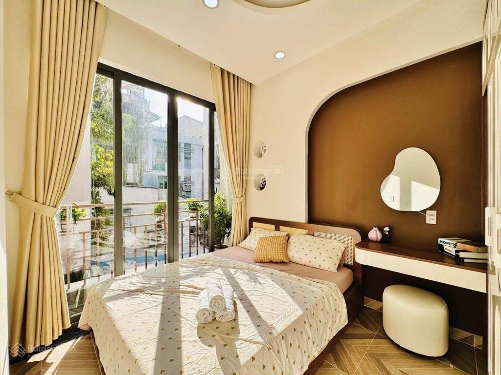 Phố ẩm thục phan xích long. phùng văn cung.p2. phú nhuận. 30m2. 4 tầng. 4pn