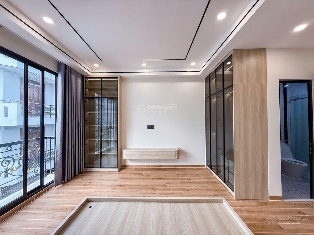 Siêu phẩm xây mới 6 tầng thang máy  hẻm xe tải  ngay phan đăng lưu  dtsd 200m2