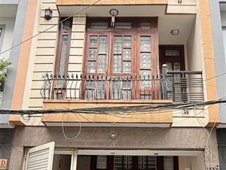 Mặt tiền hoa lan. p.cầu kiệu. oto ngủ trong nhà. 50m2. 5 tầng. 4,5x11m. 5pn