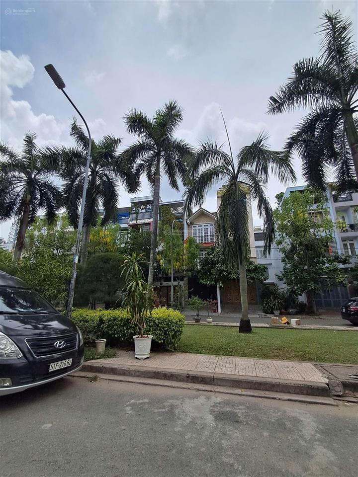 Nhà bán đường đặng thùy trâm. bình thạnh. 4 tầng. 4x18m. 5pn.