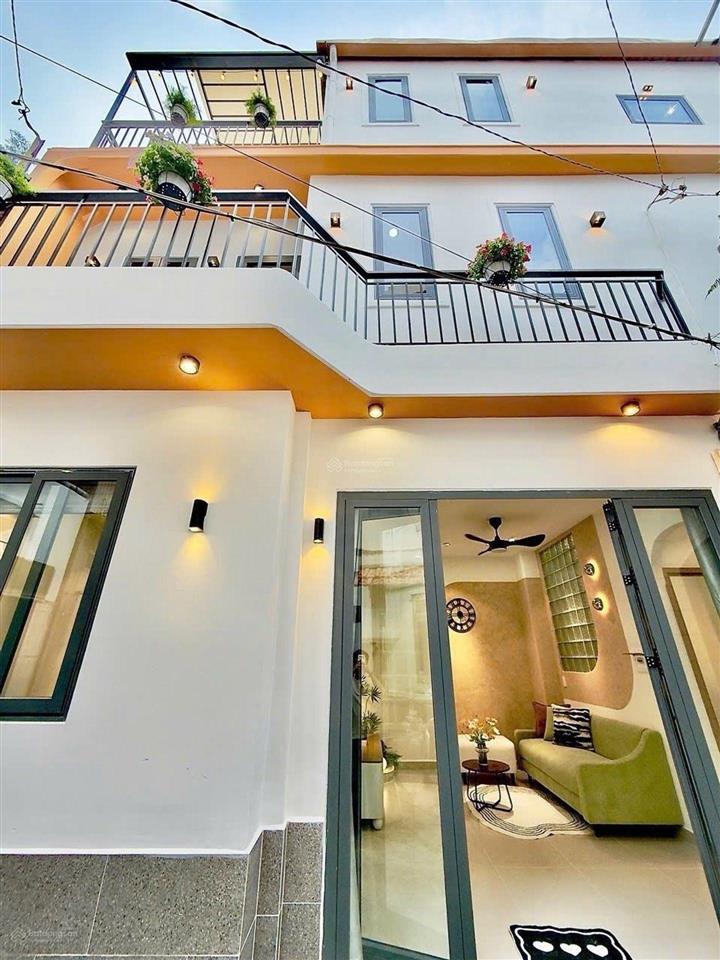 Nhà đẹp nguyễn văn đậu nở hậu tài lộc 3 tầng  ngang 9,5m