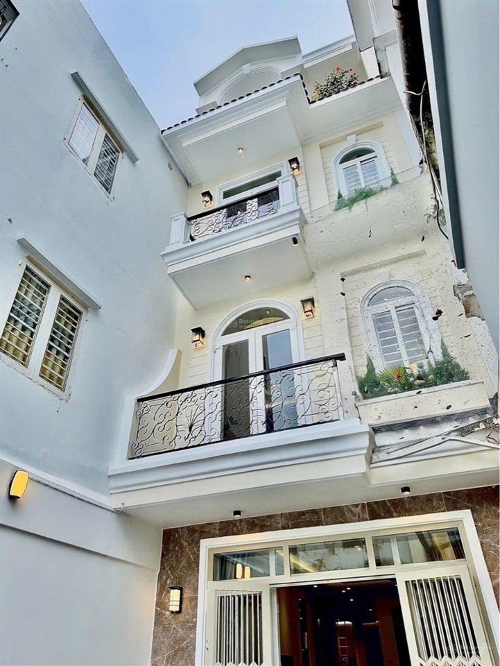 Hẻm xe hơi nguyễn thượng hiền. bình thạnh. nhà đẹp 4 tầng 4,4x13m