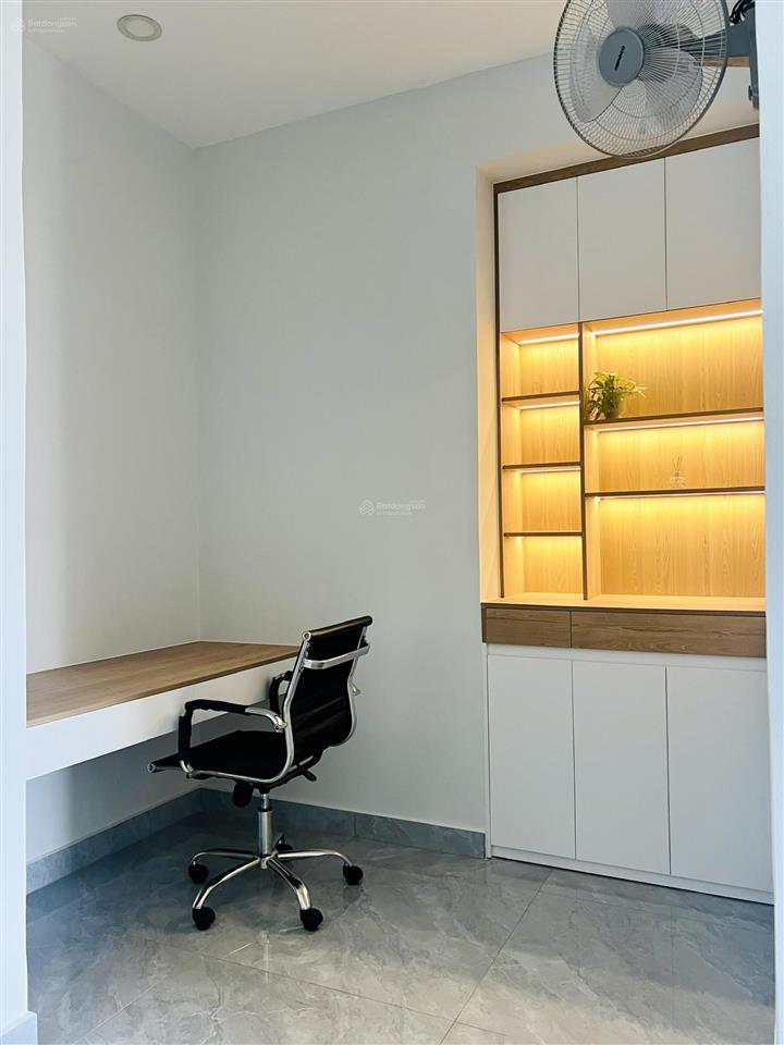 Bán gấp căn hộ phú mỹ vph 2pn 2wc. giá 6,5 tỷ. full nội thất lầu cao view đẹp.  xem nhà 24/7