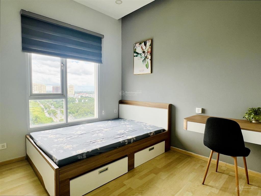 Bán gấp căn hộ phú mỹ vph 2pn 2wc. giá 6,5 tỷ. full nội thất lầu cao view đẹp.  xem nhà 24/7