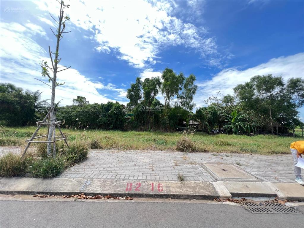 Bán nhanh lô đất j dragon cần đước long an dt 90m2 không vướng cống tụ giá 1,750tỷ full thổ cư