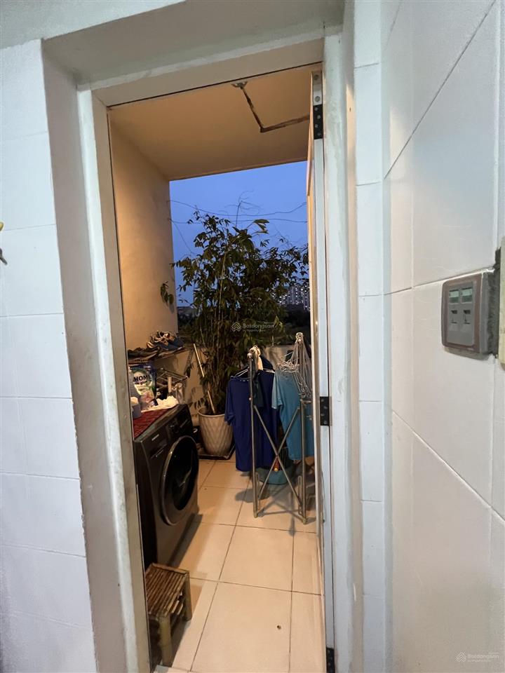 Bán nhanh căn hộ phú mỹ vph . dt 97m2 . 2pn,2wc căn góc giá 5,6 tỷ ntcb .. xem nhà 24/7