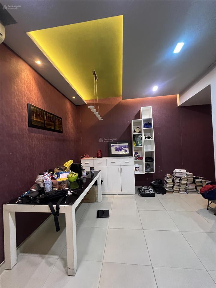 Bán nhanh căn hộ phú mỹ vph . dt 97m2 . 2pn,2wc căn góc giá 5,6 tỷ ntcb .. xem nhà 24/7
