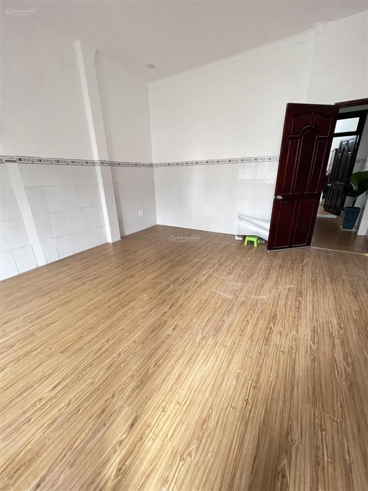 Bán nhà phố giá 9,7 tỷ đường lê thị chợ q7 4pn, 3wc dt 65m2 tổng 131m2 sổ hồng sẵn đường xe hơi