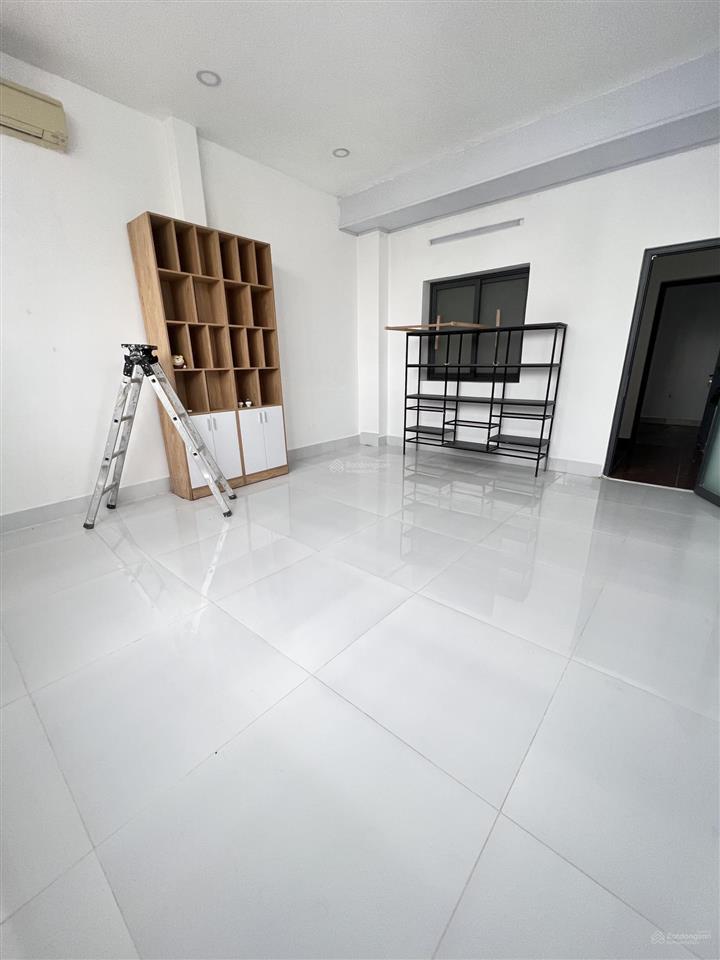 Bán nhà phố giá 9,7 tỷ đường lê thị chợ q7 4pn, 3wc dt 65m2 tổng 131m2 sổ hồng sẵn đường xe hơi