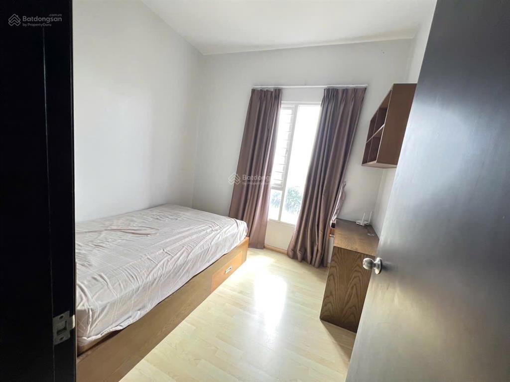 Bán nhanh căn hộ phú mỹ vph q7. dt 97m2. 2pn, 2wc căn góc full nt. giá 5,7 tỷ.  24/7