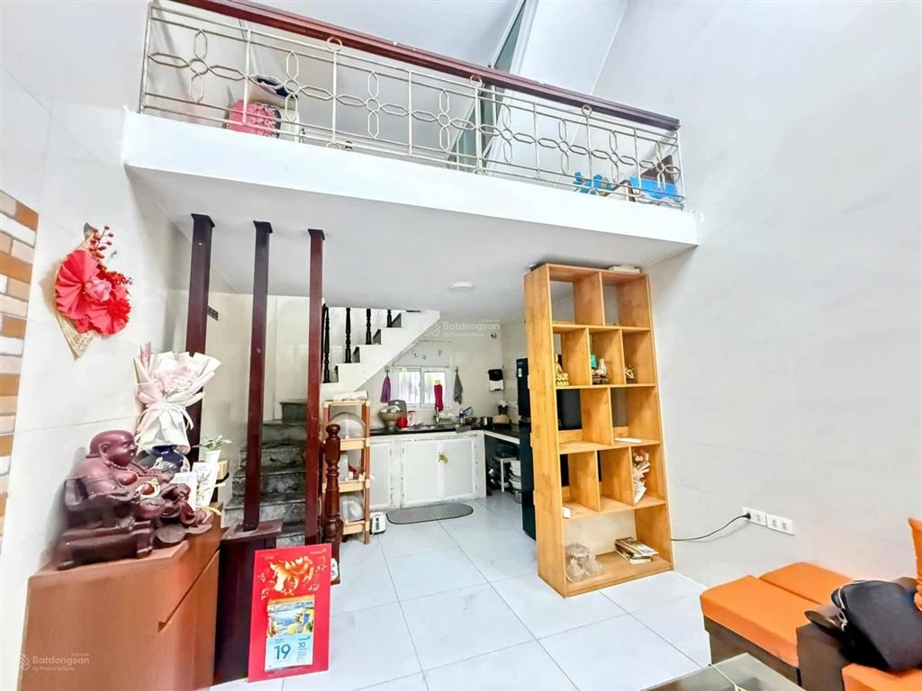 Chính chủ bán nhà tôn đức thắng, 21m2, đầy đủ công năng, vuông vắn, nở hậu, gần phố. chỉ nhô nhẹ 4t