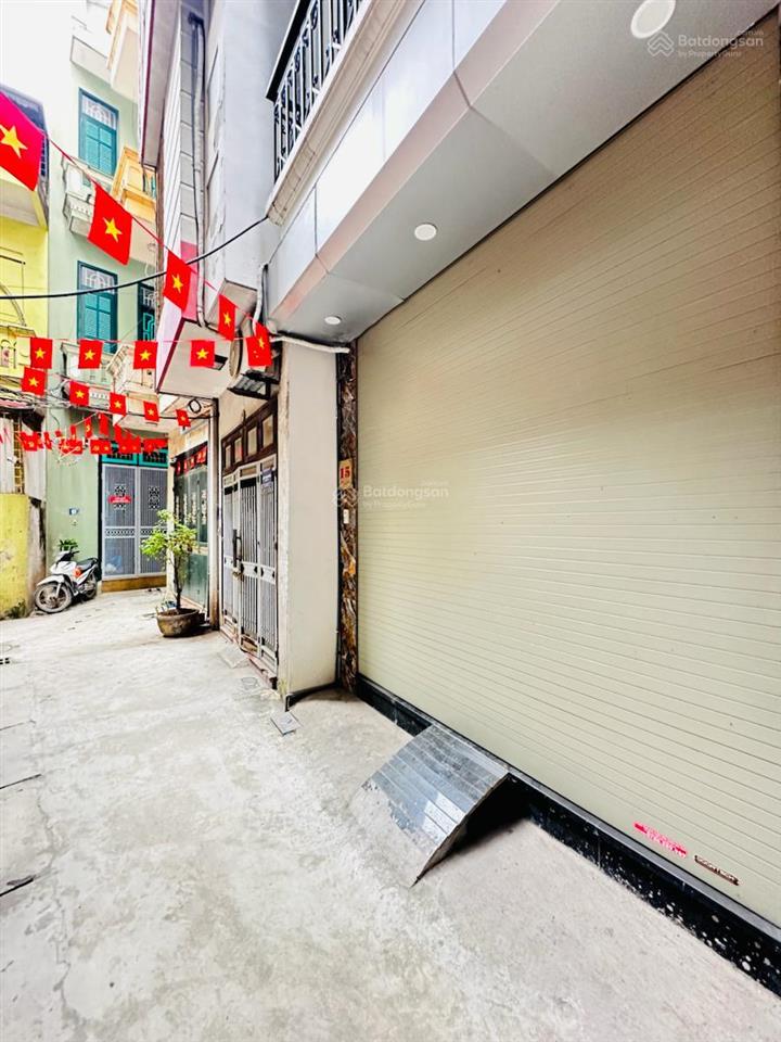 Siêu hiếm! nhà hoàng ngân nhân chính, vf3 qua cổng, ở và kinh doanh, 36m25t mới đẹp