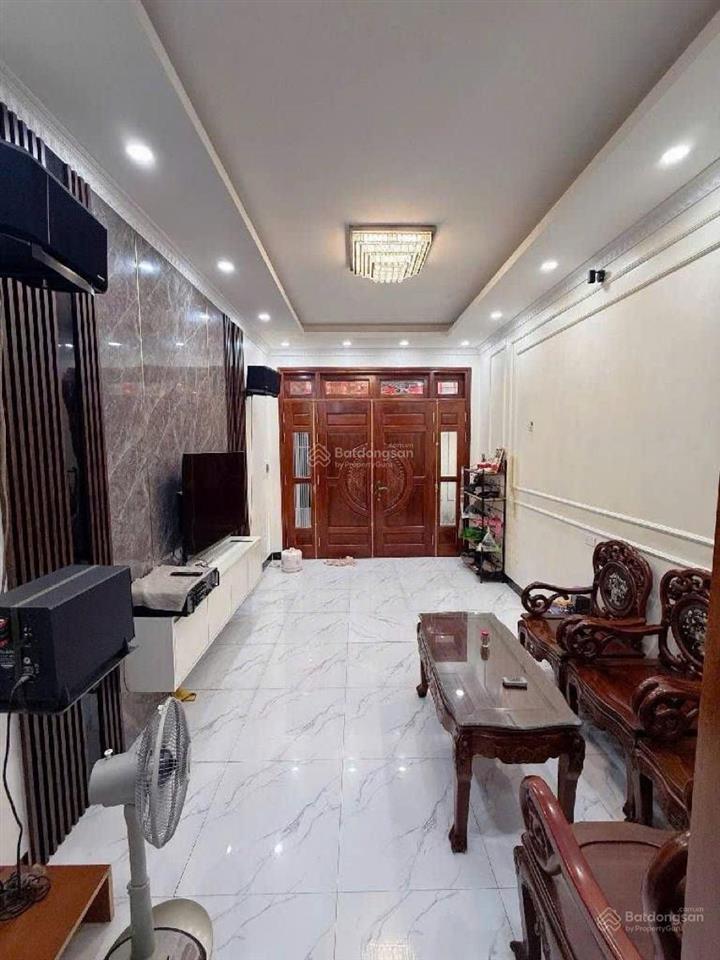 Siêu hiếm! nhà hoàng ngân nhân chính, vf3 qua cổng, ở và kinh doanh, 36m25t mới đẹp