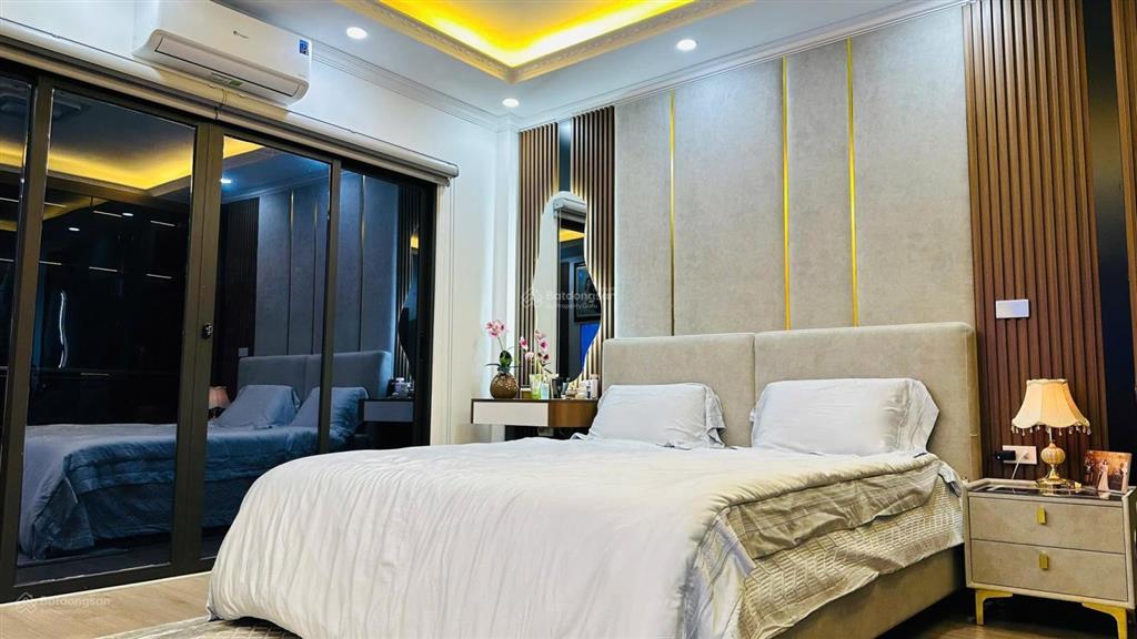 Cần tiền bán nhà thái thịnh 30m ra ô tô, 3 thoáng, trước nhà sh quay đầu, tm, tặng full nt, 42m2*5t