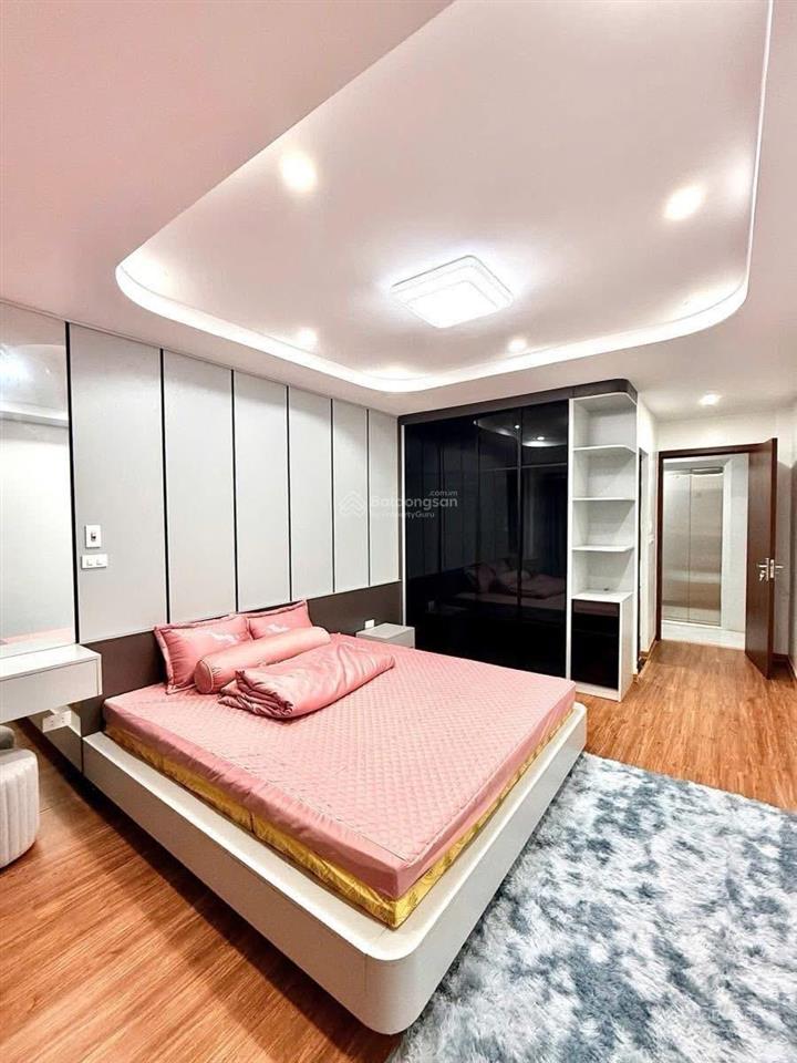 Hàng hiếm ! xã đàn  6 tầng thang máy, ngõ thông rộng, oto gần 42m26t đẹp ở ngay