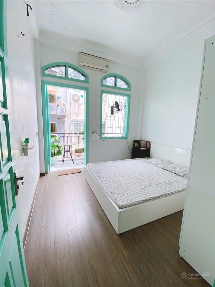 Cực hiếm! nguyễn phúc lai  hoàng cầu, dân xây chắc chắn, ngõ thông gần phố gần ô tô 45m2 4t ở ngay