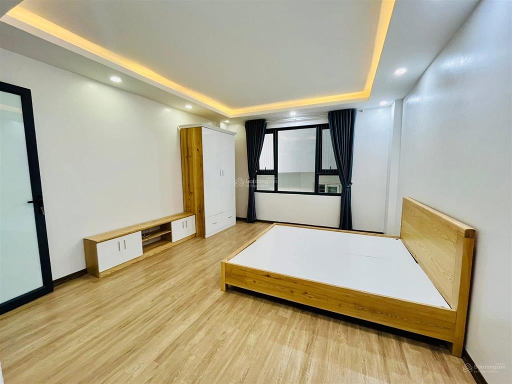 Lô góc 3 thoáng! thái thịnh, ngõ rộng 3 gác, ô tô gần, 37m2  5 tầng, 7. x tỷ ở ngay