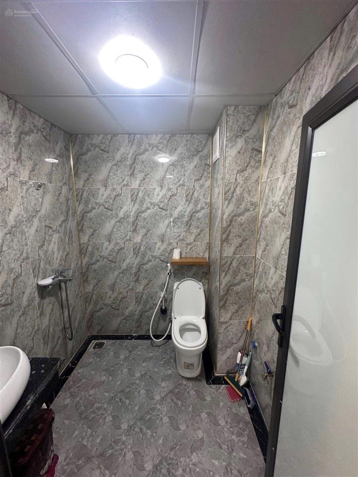 Quá rẻ! nhà tôn đức thắng, mặt ngõ kinh doanh, 20m ra mặt phố, nhà mới, sổ vuông, không qh, 42m2*5t