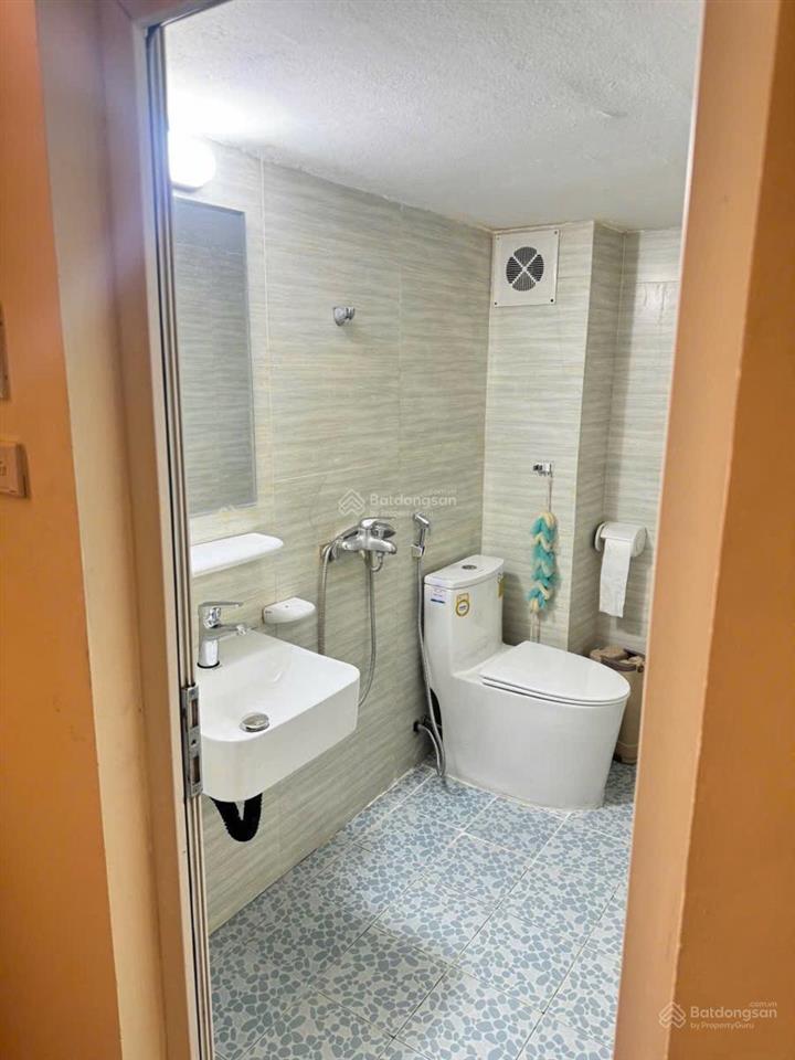 Cực kỳ hiếm! phố hào nam, vf3 qua nhà ngõ thông thoáng kinh doanh. 37m26t