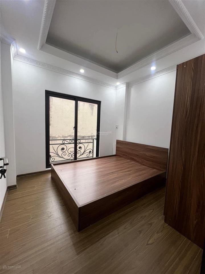 Bán gấp hạ chào 1 tỷ! tôn đức thắng, lô góc nhà xây mới full nt, ngõ thông gần ô tô, 43m2*5t, 7.xtỷ