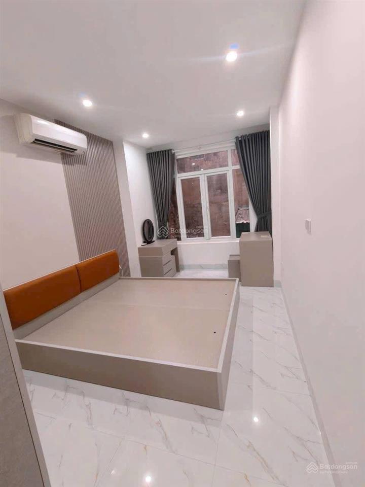 Lô góc! phố tây sơn, 3 mặt thoáng, dân xây đẹp ở ngay, ô tô vf3 qua nhà, 42m*5t, 7. x tỷ