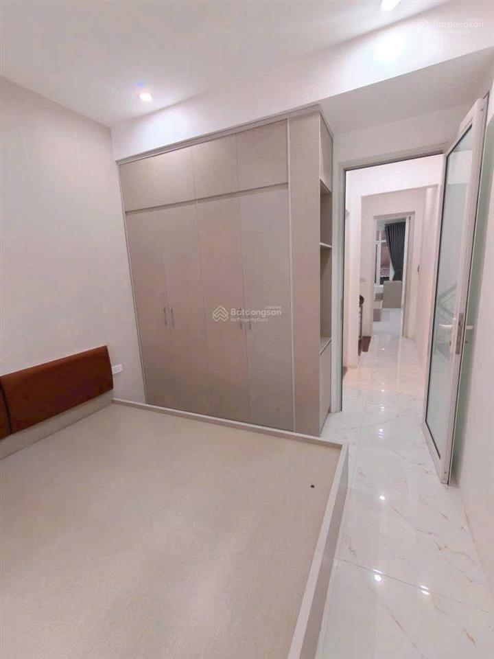 Lô góc! phố tây sơn, 3 mặt thoáng, dân xây đẹp ở ngay, ô tô vf3 qua nhà, 42m*5t, 7. x tỷ