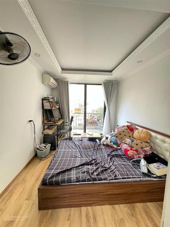 Giảm sốc 500 triệu! nhà đẹp ở ngay gần hồ ba mẫu, ngõ nông yên tĩnh 20m ra phố chỉ hơn 6 tỷ