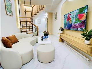 Phải thật nhanh! chùa bộc, nhà hai thoáng, ngõ ba gác, ô tô đỗ gần, full nội thất dọn về ở ngay