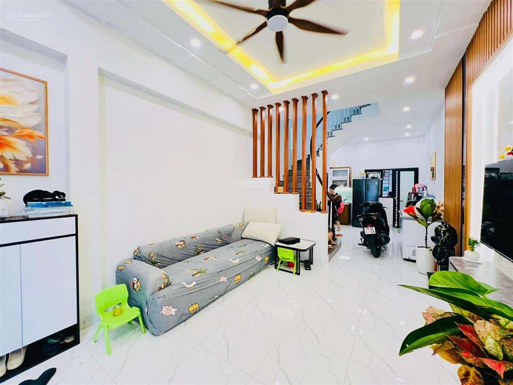 Nguyễn chí thanh, pháo đài láng, ngõ 3m thông, 40m ô tô, nhà mới đẹp, 2 thoáng trước sau, 44m2*4t