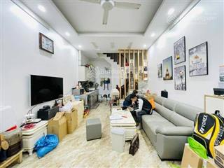Lô góc! hồ ba mẫu, nhà 40m2*5t, mặt tiền rộng, 2 mặt ngõ thông, 20m ra phố, gần hô, hơn 7 tỷ
