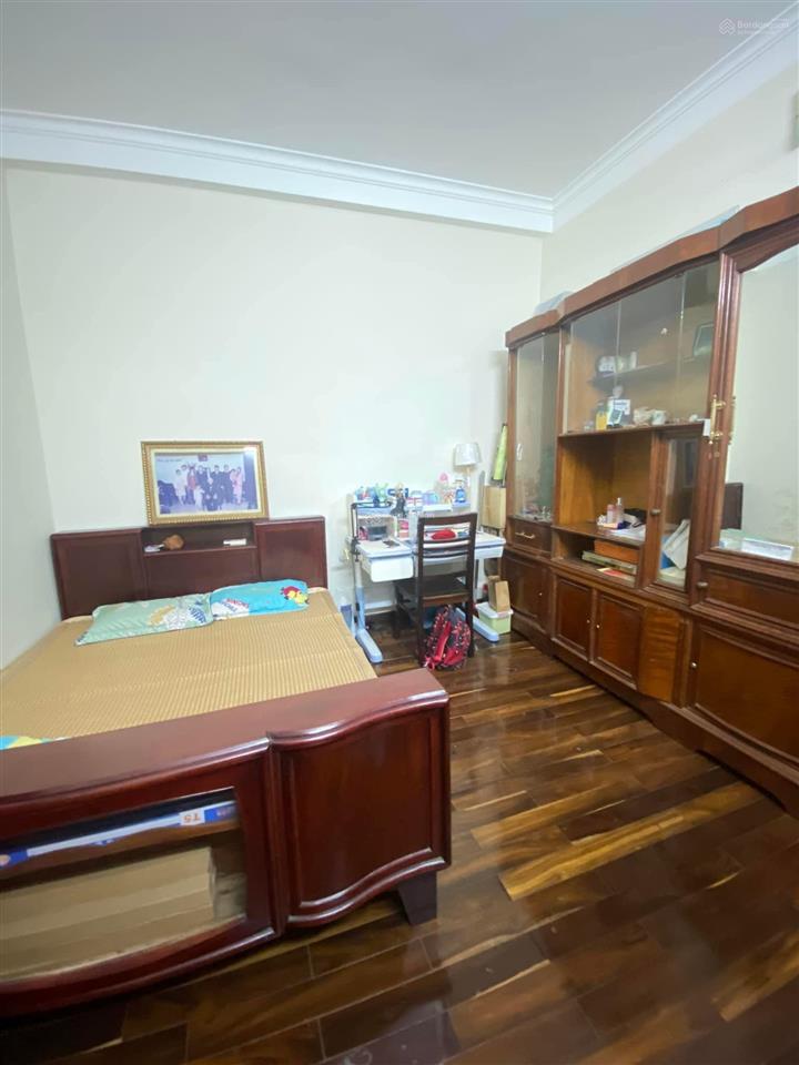 Cực rẻ! tôn đức thắng  mặt ngõ kinh doanh, gần ô tô  lô góc, dân xây, mt rộng, nở hậu  42m2*4t