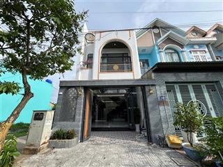 Bán nhà riêng tại five star eco city, chỉ 4,59 tỷ, 100m2, có 4pn và 3wc hàng hiếm tại long an