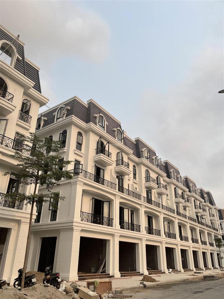 7,4 tỷ,độc quyền căn view công viên giá tốt nhất thị trường hoàng huy green river.  0966 959 ***