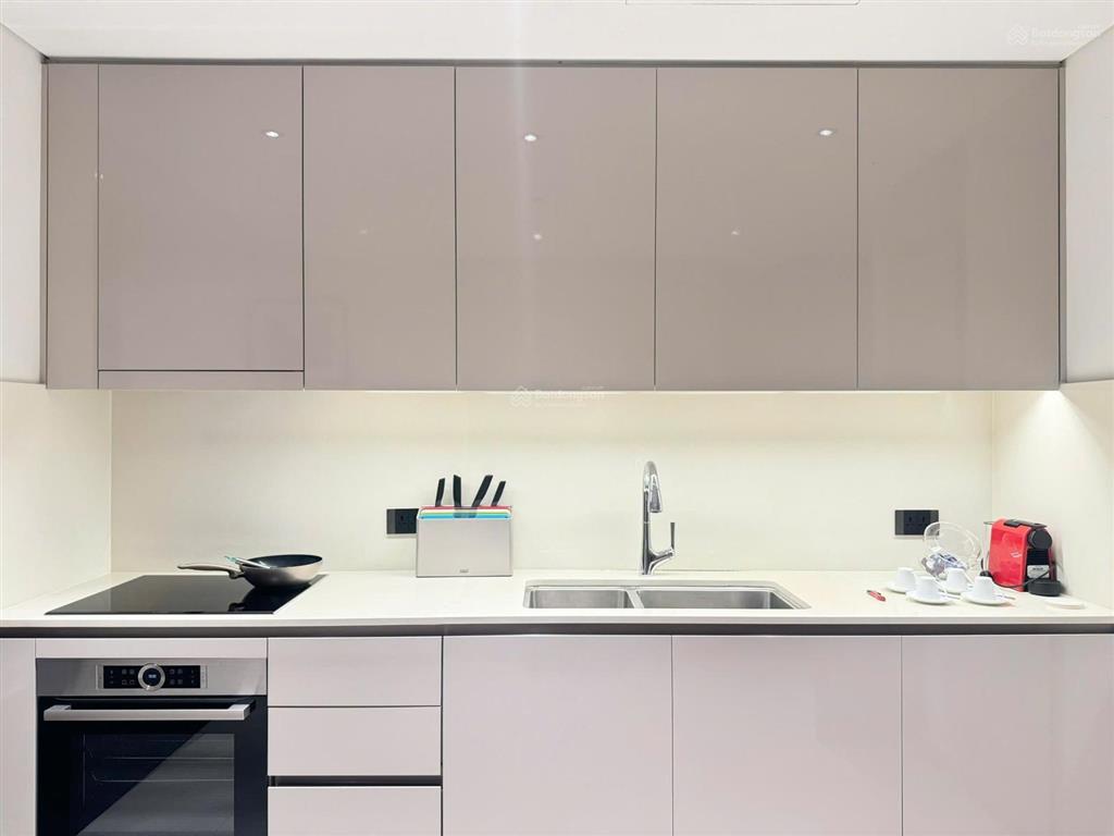 Cho thuê gấp cc grand marina saigon, giá rẻ 60 triệu, 88m2, 2pn, 2wc, full nt !