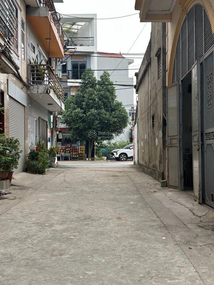 Nhà phân lô, ô tô tránh, 56.8m2, 4 tầng, mt 5m, giá 10.8 tỷ, di trạch, hoài đức( thương lượng)