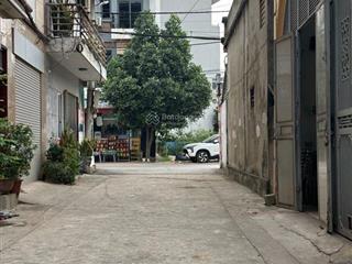Nhà phân lô, ô tô tránh, 56.8m2, 4 tầng, mt 5m, giá 10.8 tỷ, di trạch, hoài đức( thương lượng)
