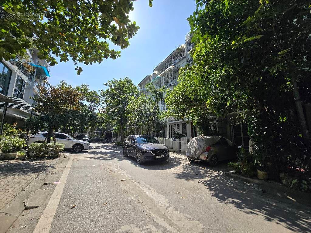 Nhà liền kề khu vigalacera xuân phương, 75m2, 4 tầng thô, mt 4.5m, vỉa hè rộng, giá 16,9 tỷ