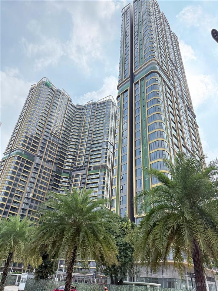 Hơn 7 tỷ mua căn 3 ngủ  80 m2  view bể bơi  góc hồ  a2  a2  0904 950 *** căn 3 ngủ giá tốt